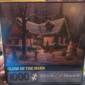 NWT Glow in the Dark Winter Puzzle